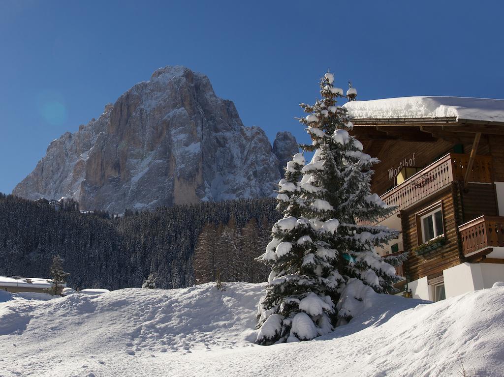 ホテル Garni Martlhof セルヴァ・ディ・ヴァル・ガルデーナ エクステリア 写真